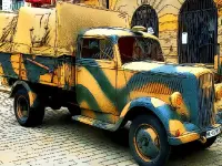 image bg Army Trucks Jigsaw